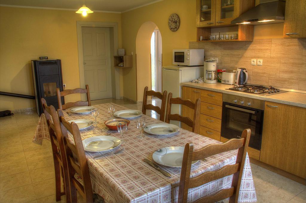 Apartman Anka Ratkovica Exteriér fotografie